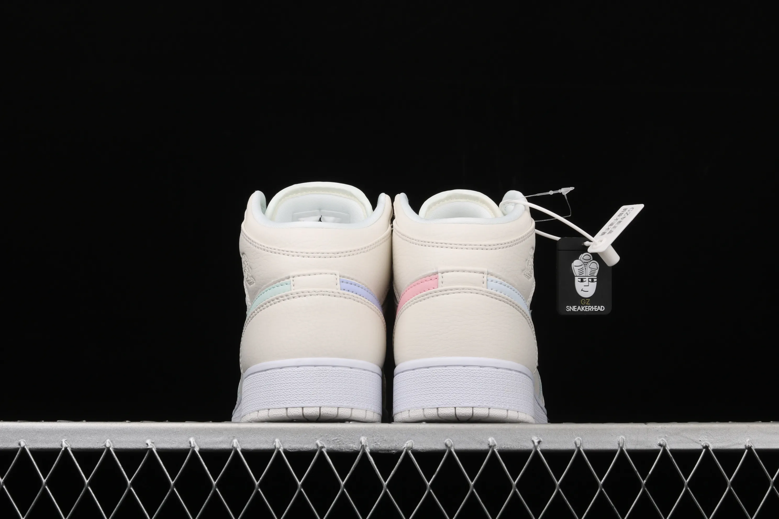 All categories Air Jordan Jordan series basketball shoes Air Jordan 1 Mid Air Jordan 1 Ret High AJ1 Joe 1 rice white mandarin duck hook 555112-035